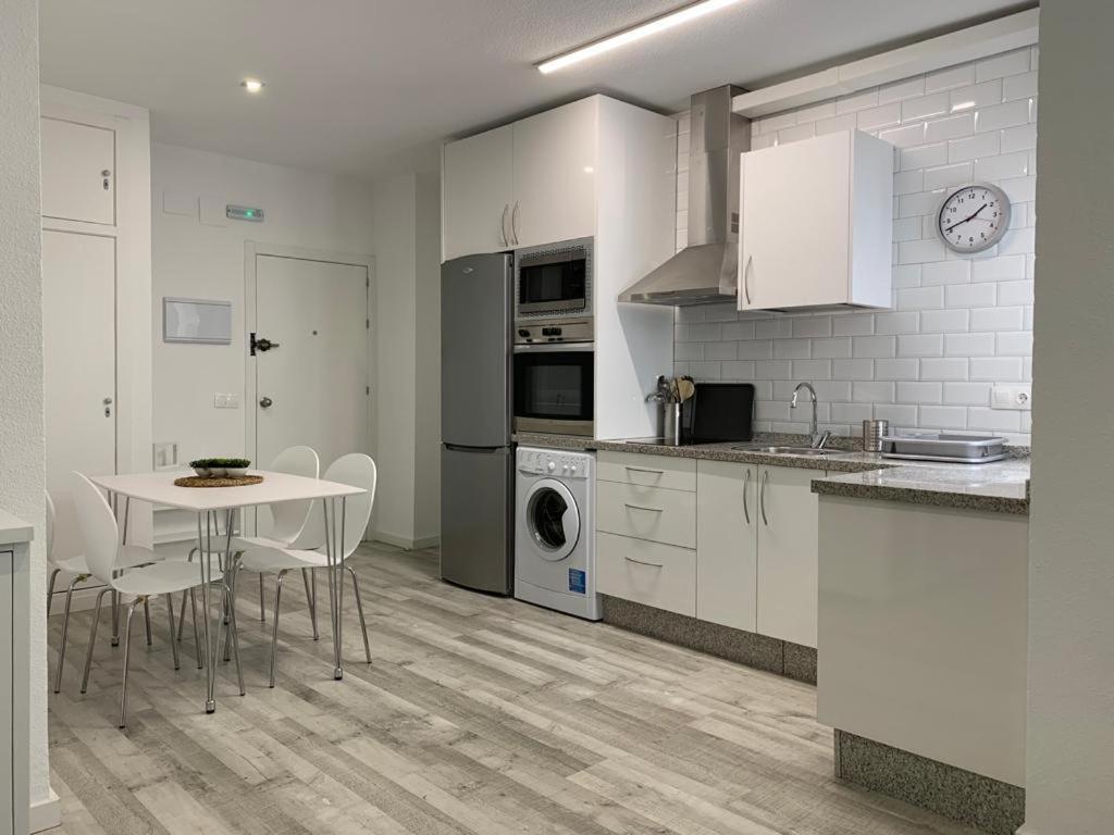 Apartamentos Cordoba Centro Bagian luar foto